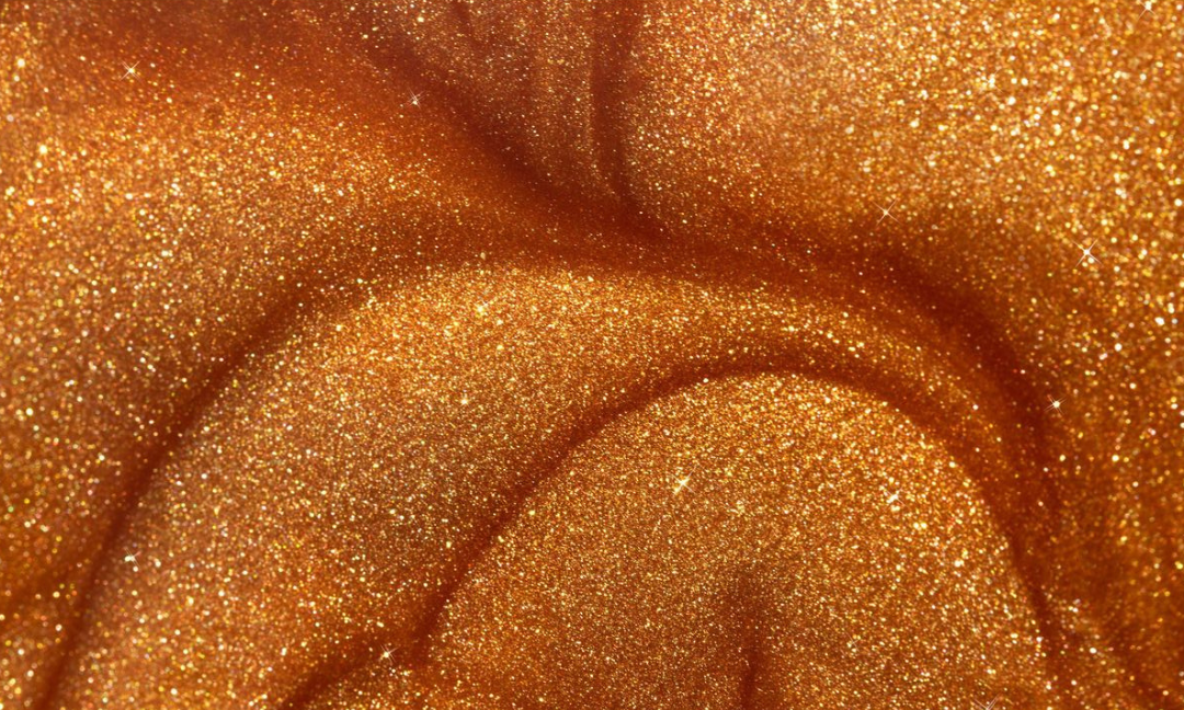 Butter Skin Trendiyle Yaz Işıltısı: Bronz, Yumuşak ve Sağlıklı Bir Cilt Görünümü