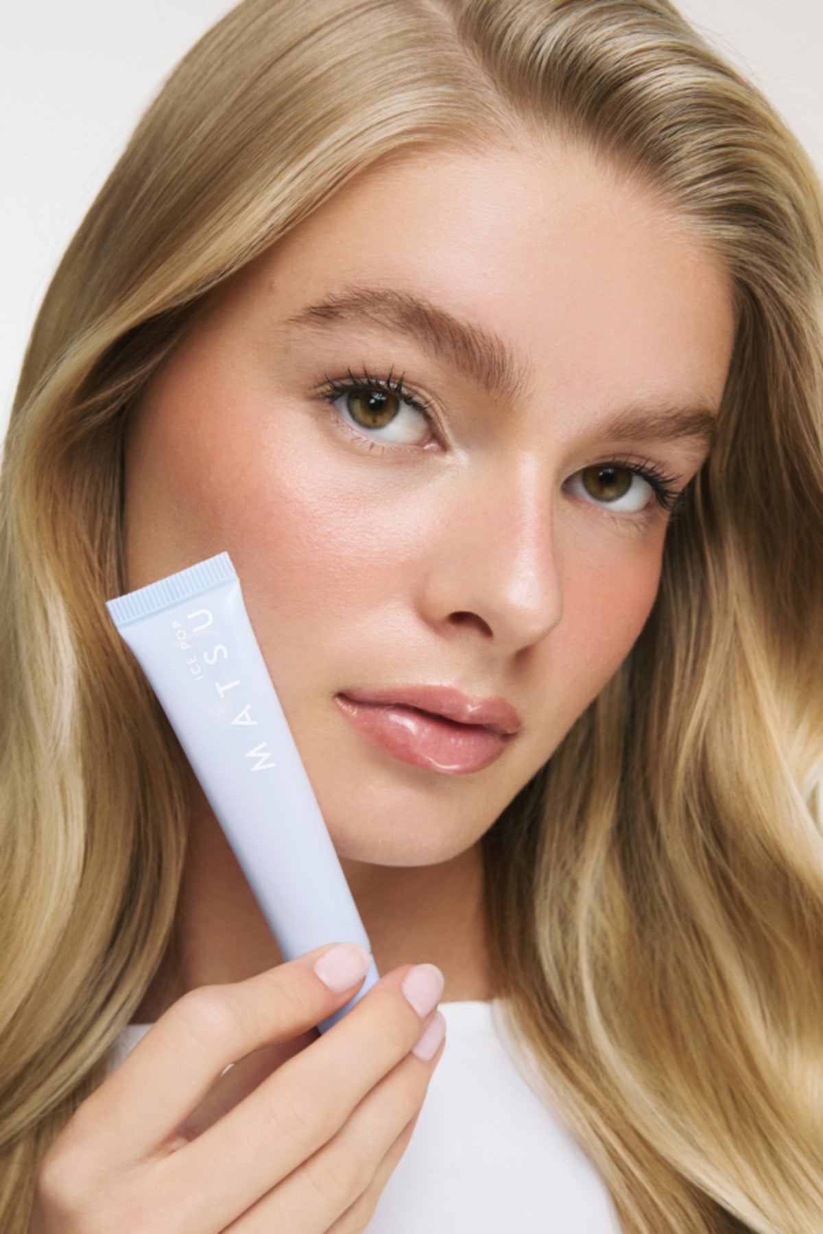 Ice pop| 2in1 Farbgebender & Feuchtigkeitsspendender Glänzender Lip Balm 10 ml